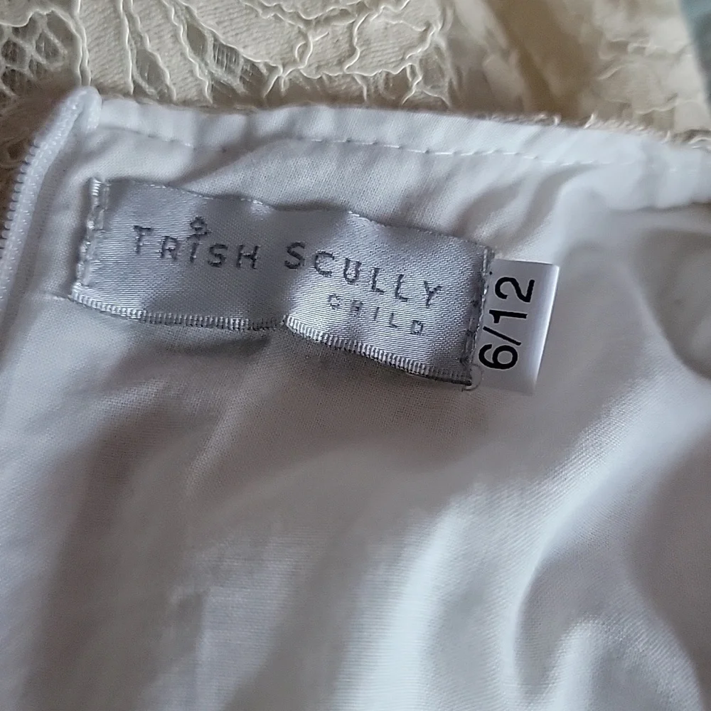 BOUTIQUE TRISH‎ SCULLY Sz 6 12 Months Neutral Beige Portrait Dress Party Lace
